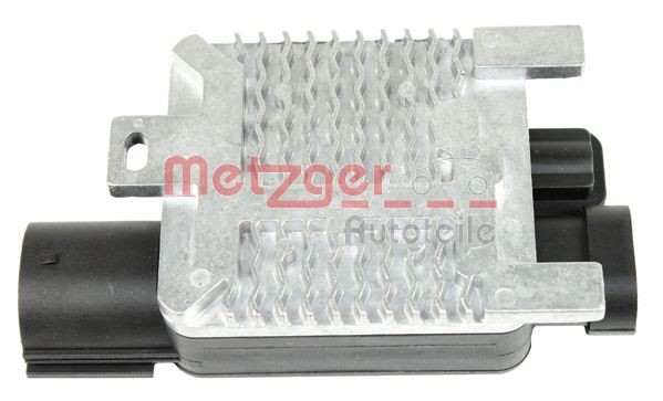Блок керування, електровентилятор (охолодження двигуна)   0917038   METZGER