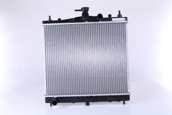 Радіатор, система охолодження двигуна   62902A   NISSENS