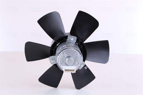Вентилятор, система охолодження двигуна   85679   NISSENS